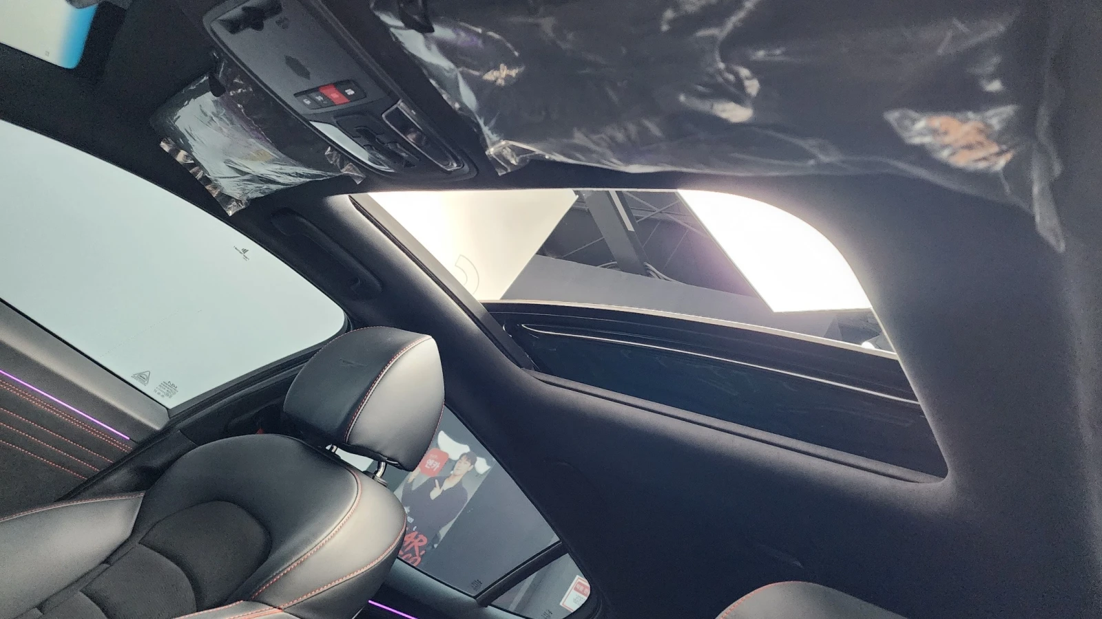 Kia Stinger * ОПЦИЯ ЗА ФИНАНСИРАНЕ , снимка 11 - Автомобили и джипове - 55407339