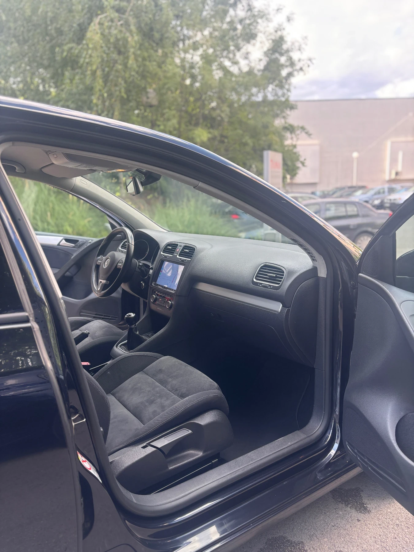 VW Golf 2.0TDI #CAR-PLAY#RECARO#MULTI, снимка 11 - Автомобили и джипове - 55451140