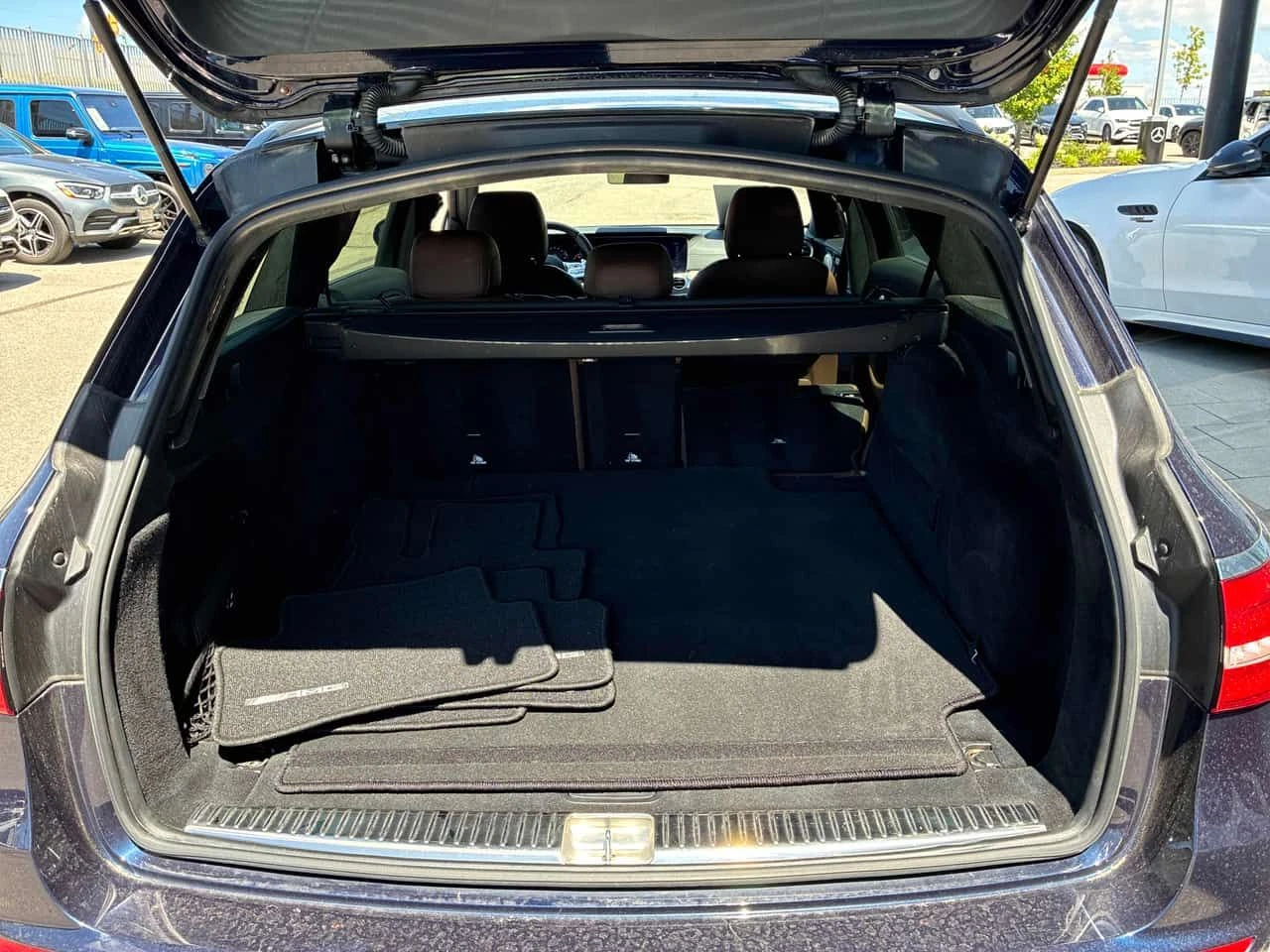Mercedes-Benz E 53 AMG Wagon * CARFAX * Без инциденти * , снимка 15 - Автомобили и джипове - 55483205