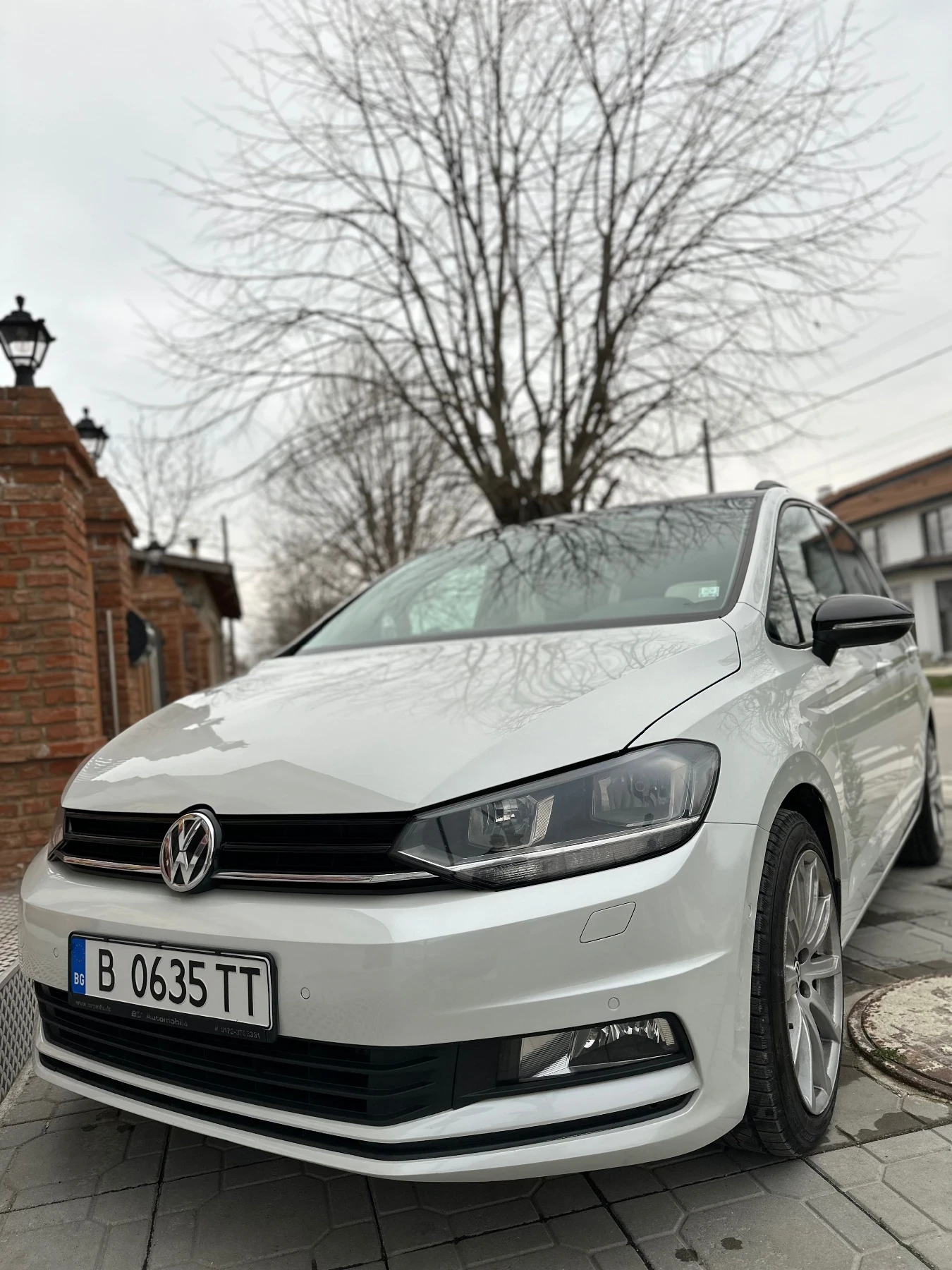 VW Touran, снимка 3 - Автомобили и джипове - 55578612