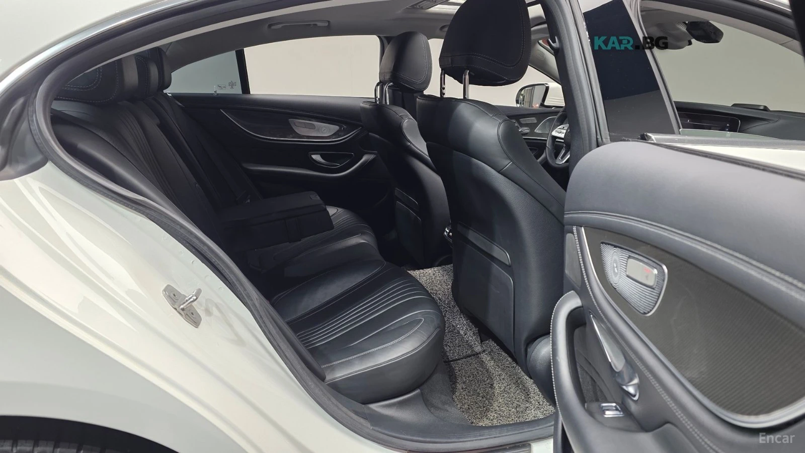Mercedes-Benz CLS 400 4MATIC/AMG-LINE/DRIVE-ASSISTS/SUNROOF, снимка 16 - Автомобили и джипове - 55734987