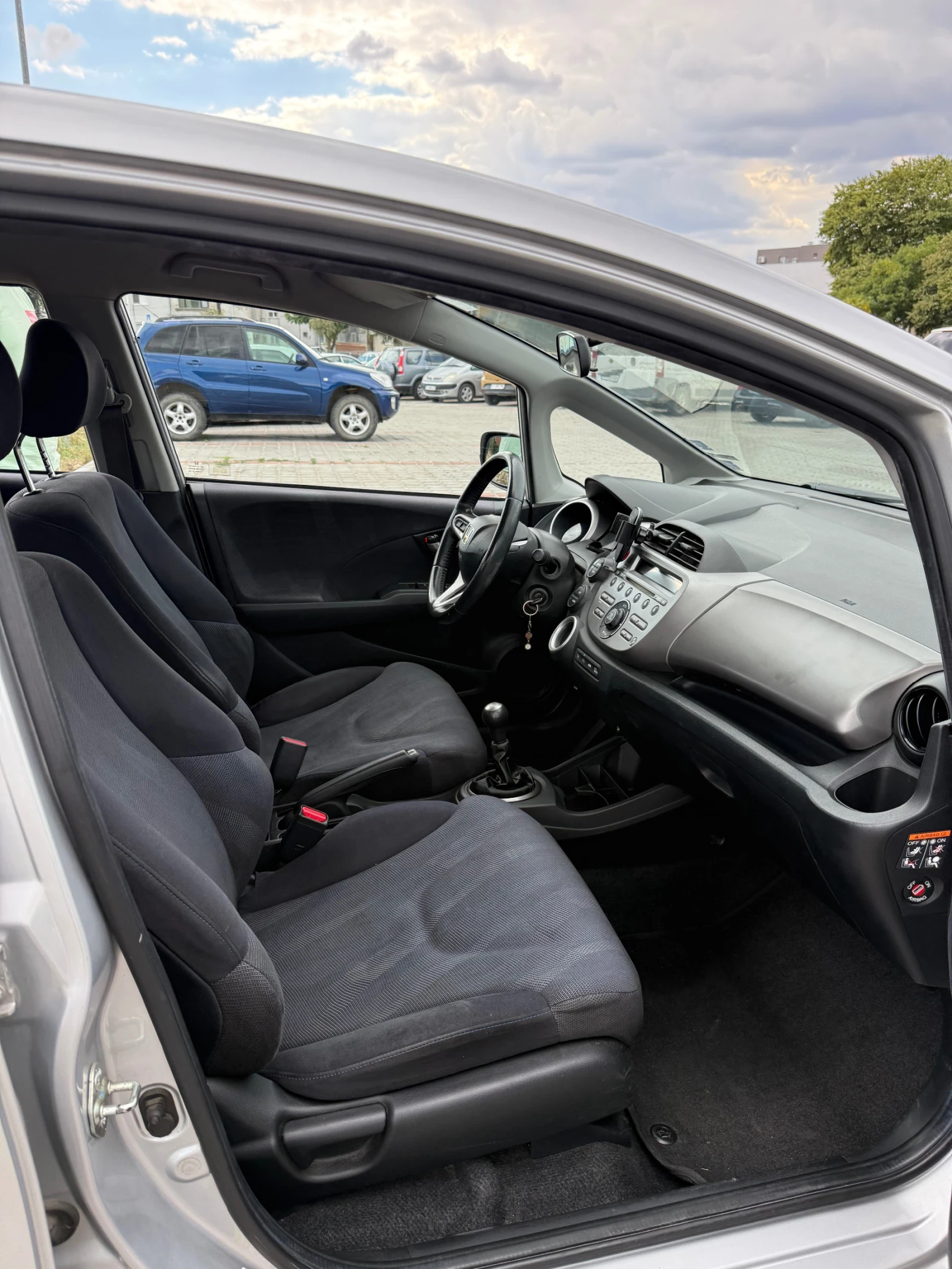 Honda Jazz 1.4, снимка 12 - Автомобили и джипове - 56115417