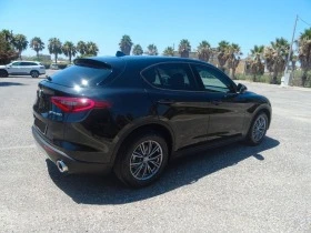 Alfa Romeo Stelvio 2.2D, Q4, 4x4, 3000km., снимка 4