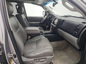 Toyota Sequoia PLATINUM* 5.7* V8* ПОДГРЕВ* КАМЕРА* КЕЙЛЕС - 21200 лв. / 10839.39 € - 95802503 12
