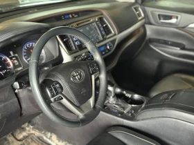 Toyota Highlander XLE * * AWD * * CARFAX * * АВТО КРЕДИТ * * , снимка 6