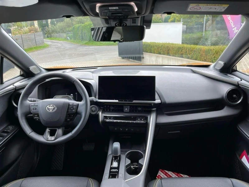 Toyota C-HR 2.0 HEV EXECUTIVE 4X4 PANORAMA TOKYO GOLD НАЛИЧНА , снимка 9 - Автомобили и джипове - 52534143