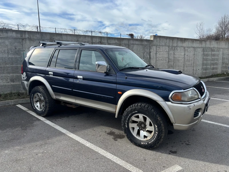 Mitsubishi Pajero sport 2.5тди КЛИМАТРОНИК , снимка 4 - Автомобили и джипове - 52353864