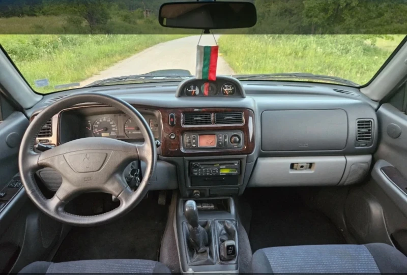 Mitsubishi Pajero sport 2.5тди КЛИМАТРОНИК , снимка 11 - Автомобили и джипове - 52353864