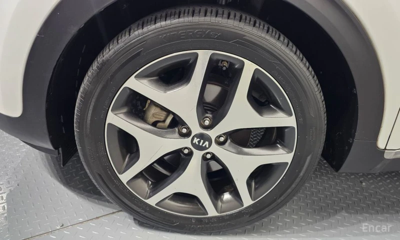 Kia Sportage, снимка 5 - Автомобили и джипове - 52615861