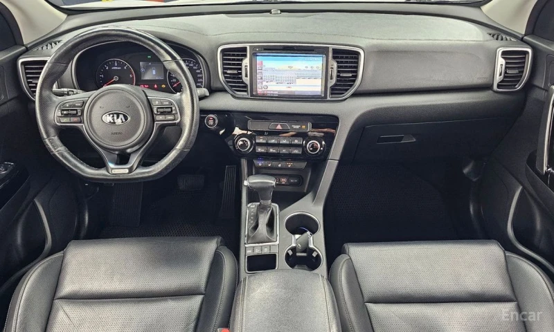 Kia Sportage, снимка 7 - Автомобили и джипове - 52615861