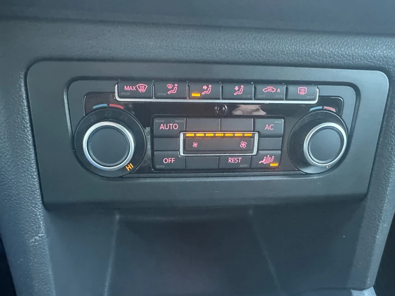 VW Amarok 2.0BiTDI* 196k.c.* REALNI KM* , снимка 12 - Автомобили и джипове - 52803713