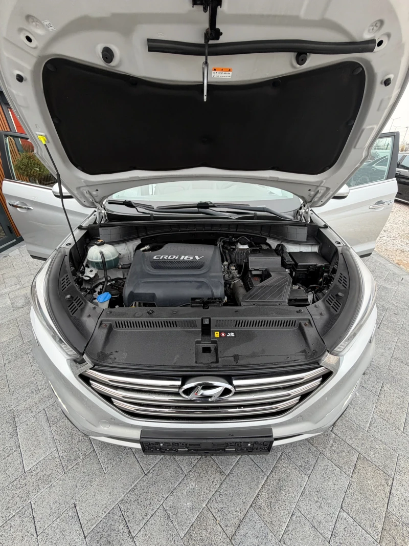 Hyundai Tucson 2.0//184коня//4х4//Нов внос от Белгия!, снимка 9 - Автомобили и джипове - 52859376
