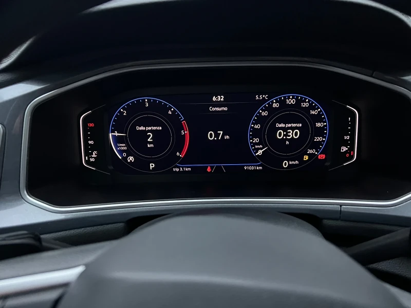 VW T-Roc 91 000 km, снимка 17 - Автомобили и джипове - 52878047