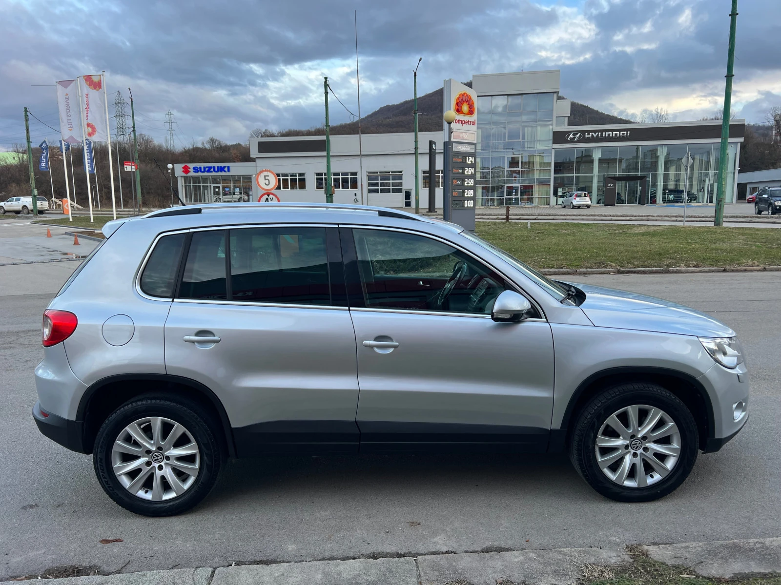 VW Tiguan 2.0TDI/4MOTION - изображение 8