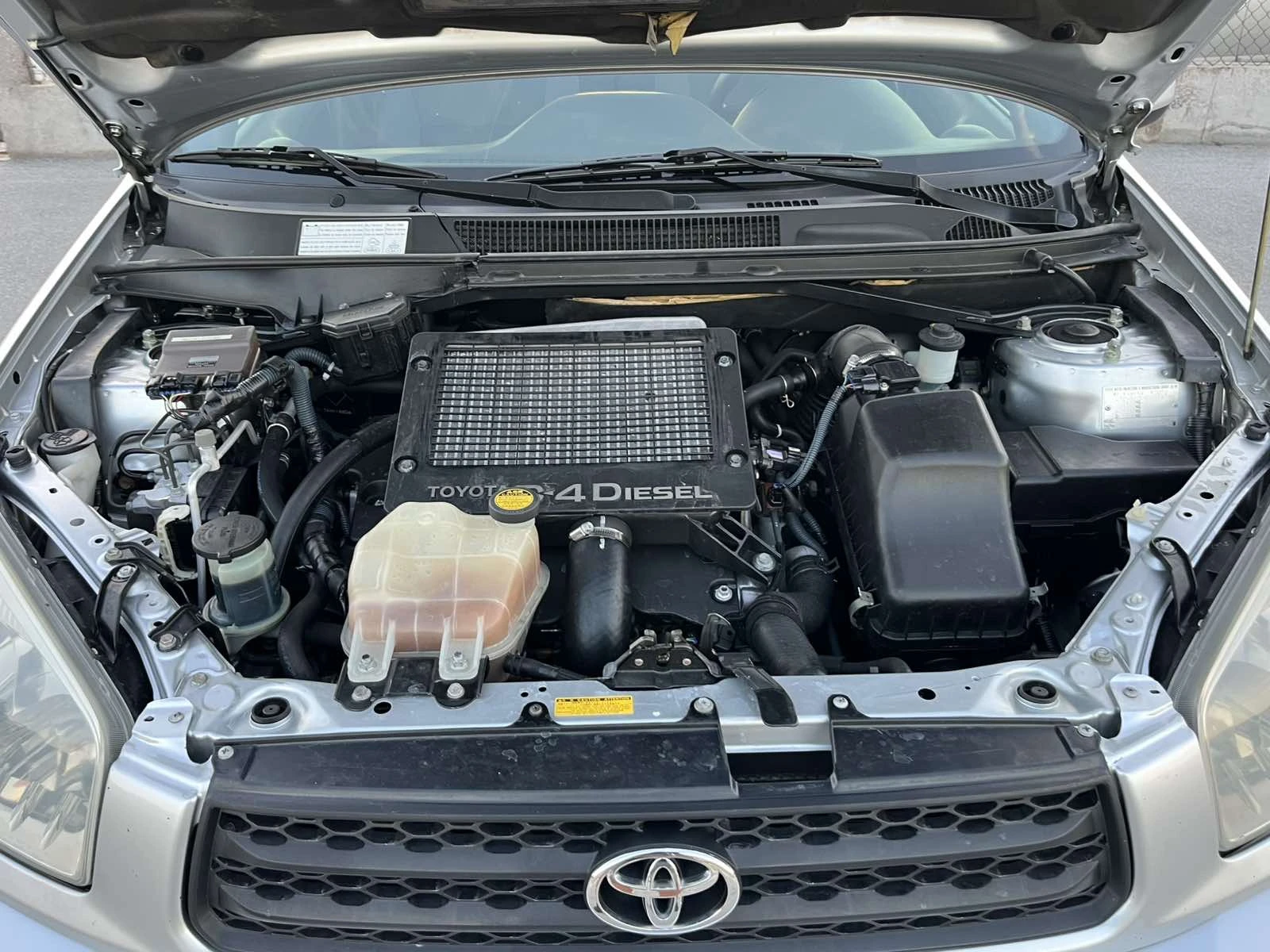 Toyota Rav4 2.0D4D 116 44  | Mobile.bg   15