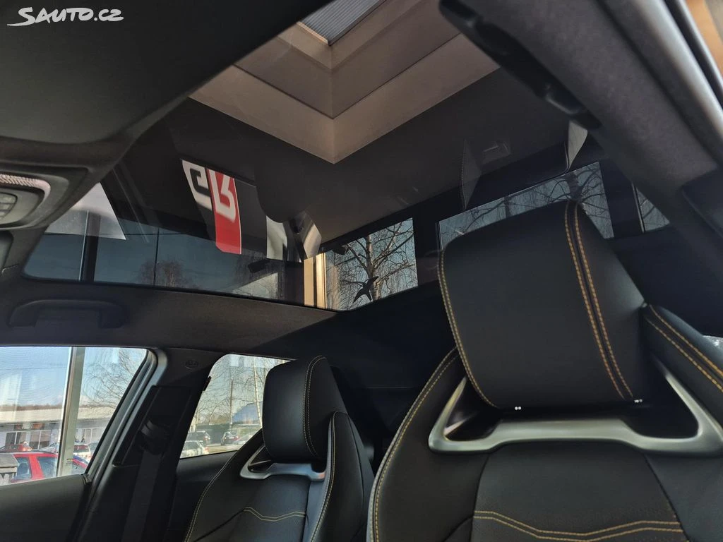 Toyota C-HR 2.0 HEV EXECUTIVE 4X4 PANORAMA TOKYO GOLD   | Mobile.bg   11