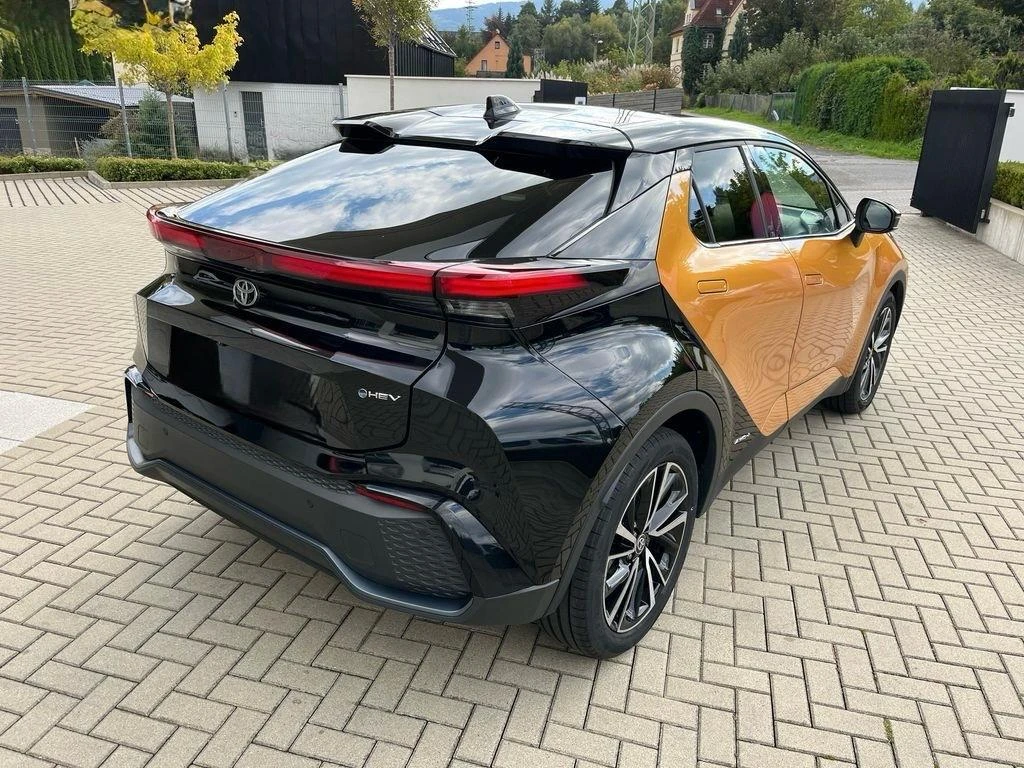 Toyota C-HR 2.0 HEV EXECUTIVE 4X4 PANORAMA TOKYO GOLD НАЛИЧНА  - изображение 6