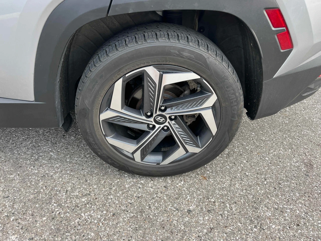 Hyundai Tucson * АВТО КРЕДИТ* ЦЕНА ДО БГ * CARFAX *  - изображение 6