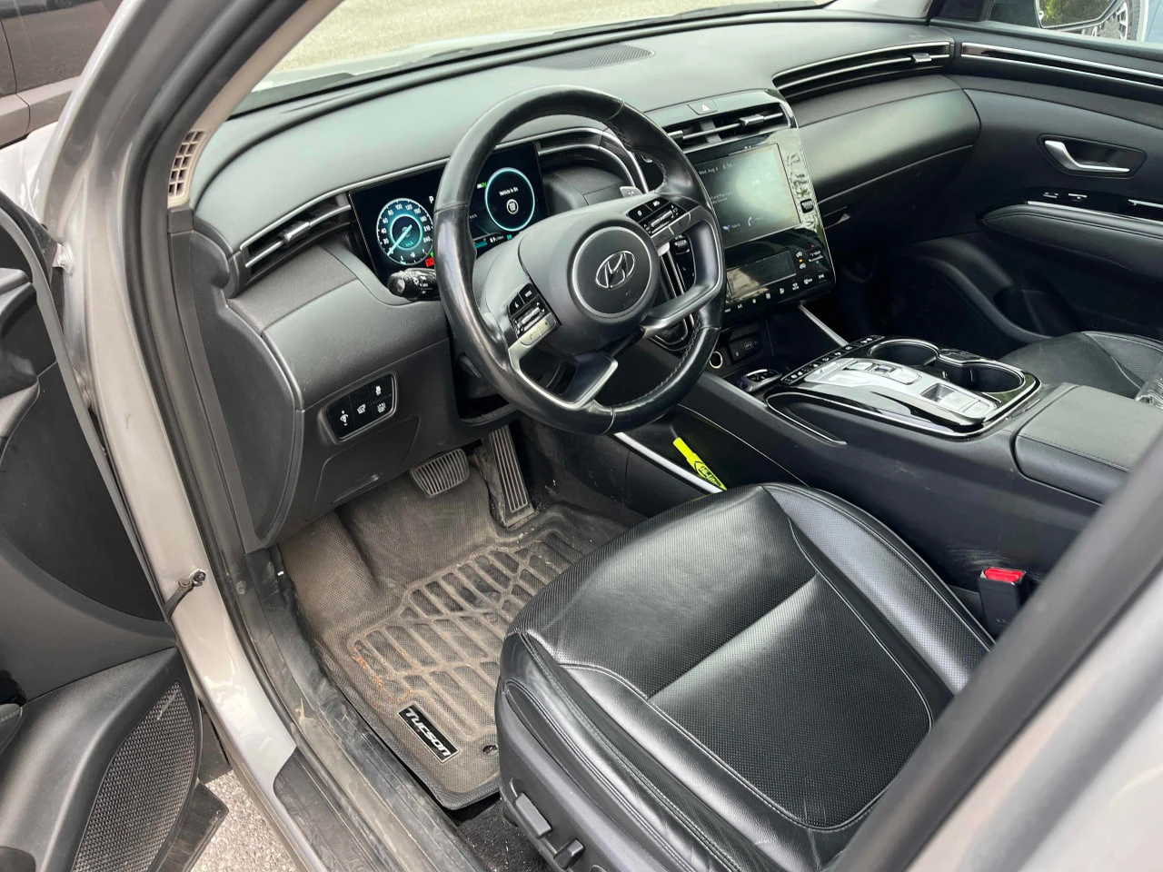Hyundai Tucson * АВТО КРЕДИТ* ЦЕНА ДО БГ * CARFAX *  - изображение 7