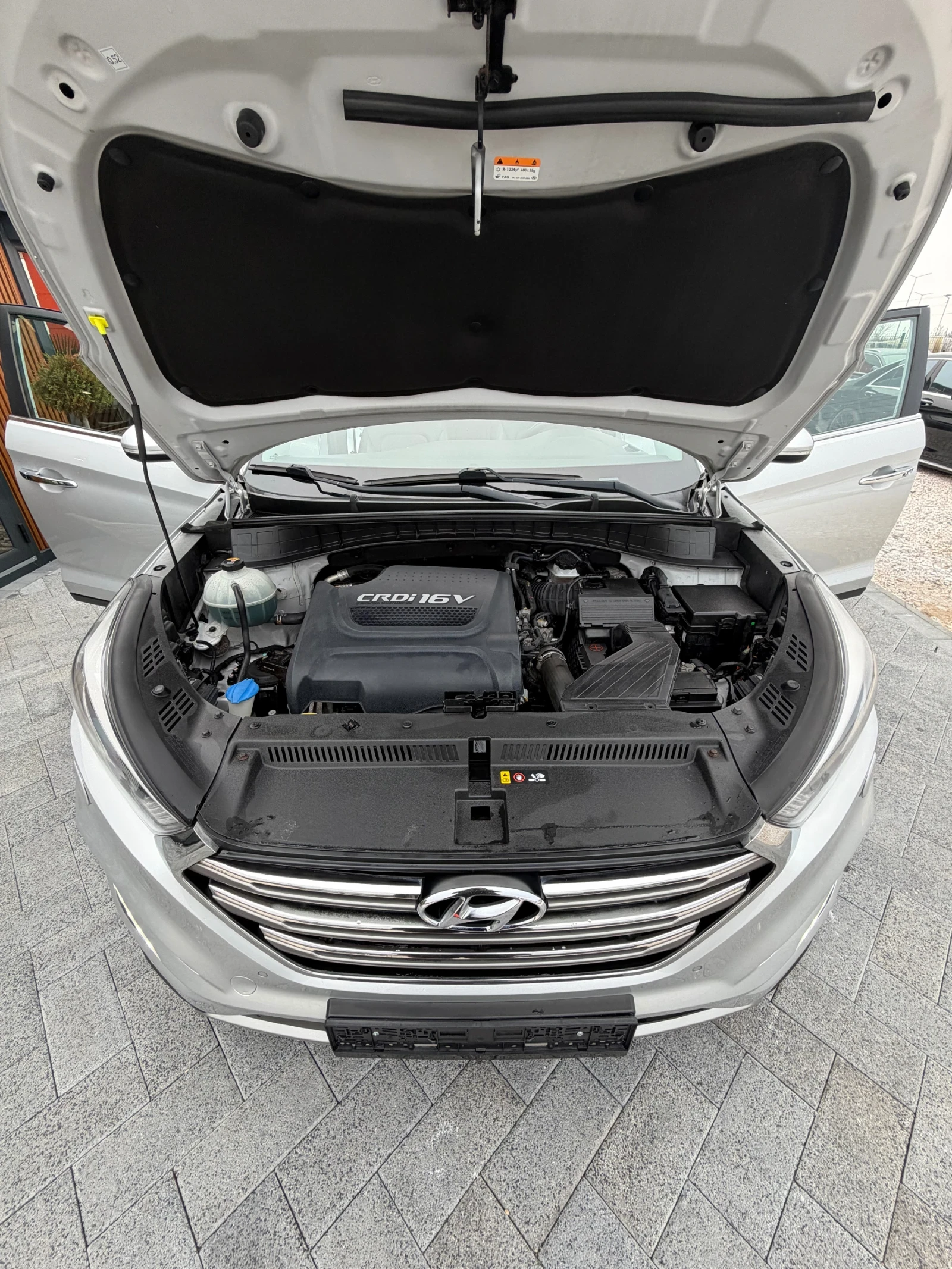 Hyundai Tucson 2.0//184коня//4х4//Нов внос от Белгия! - изображение 9