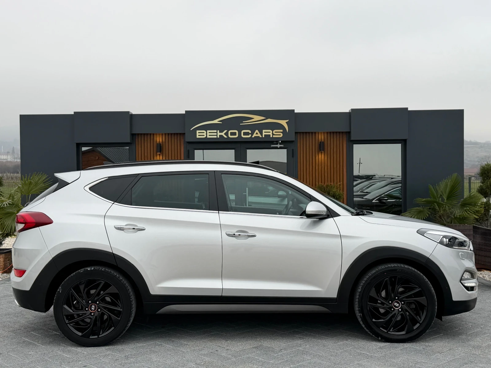 Hyundai Tucson 2.0//184коня//4х4//Нов внос от Белгия! - изображение 4