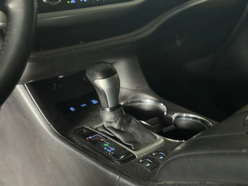 Toyota Highlander XLE * * AWD * * CARFAX * * АВТО КРЕДИТ * *  - изображение 8