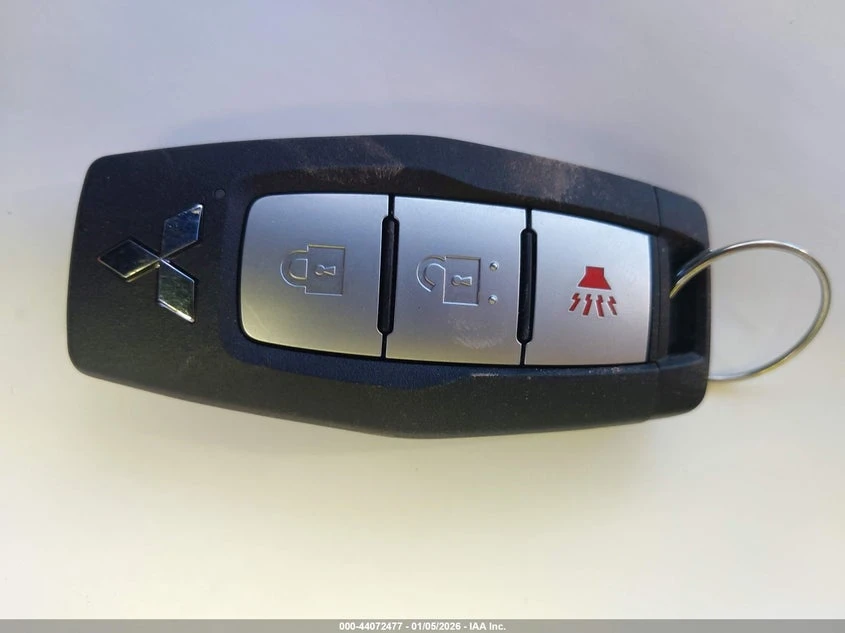 Mitsubishi Outlander 2.5l Es 2.5 2Wd, снимка 11 - Автомобили и джипове - 53809744