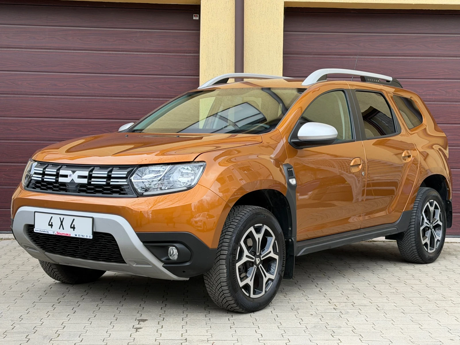 Dacia Duster 1.3Tce 4X4* 21хил.км! Пълна Сервизна История!, снимка 2 - Автомобили и джипове - 53937712