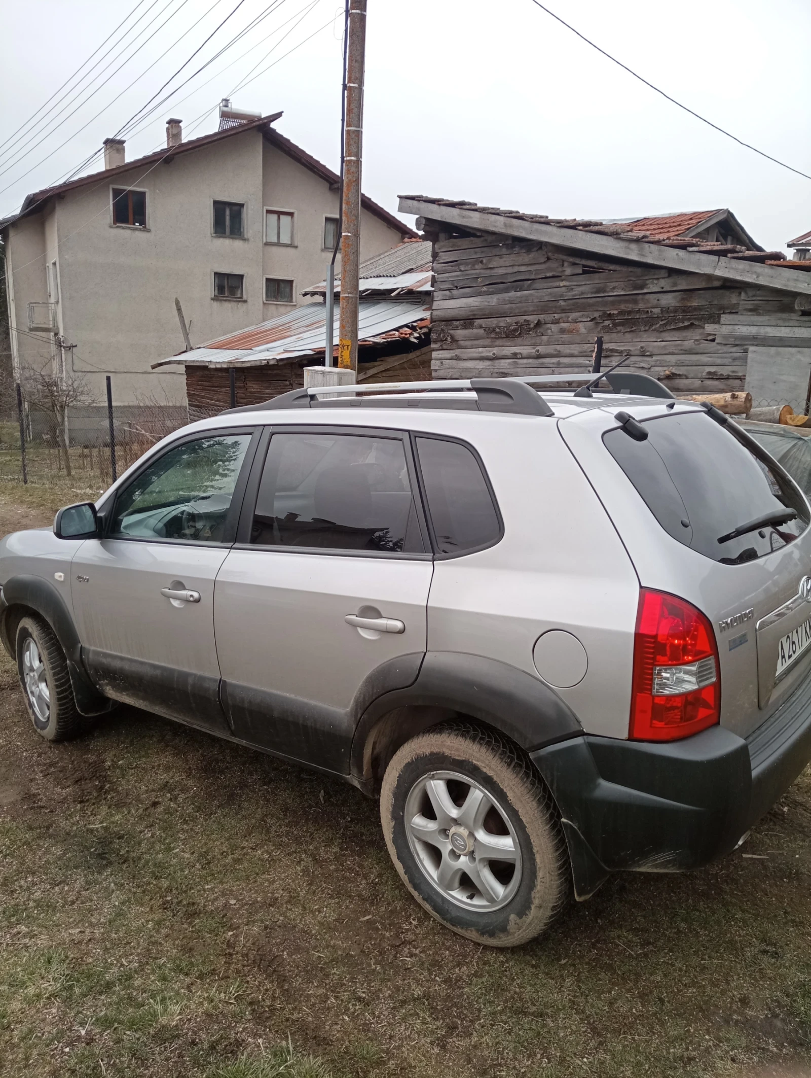 Hyundai Tucson, снимка 4 - Автомобили и джипове - 54068356