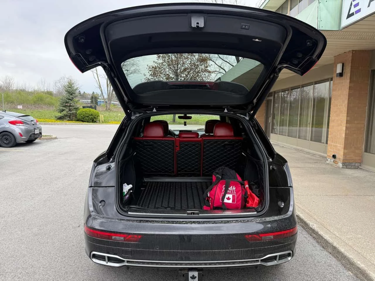Audi SQ5 Progressiv/ПАНОРАМА/БЕЗ ИНЦИДЕНТИ, снимка 13 - Автомобили и джипове - 54459641