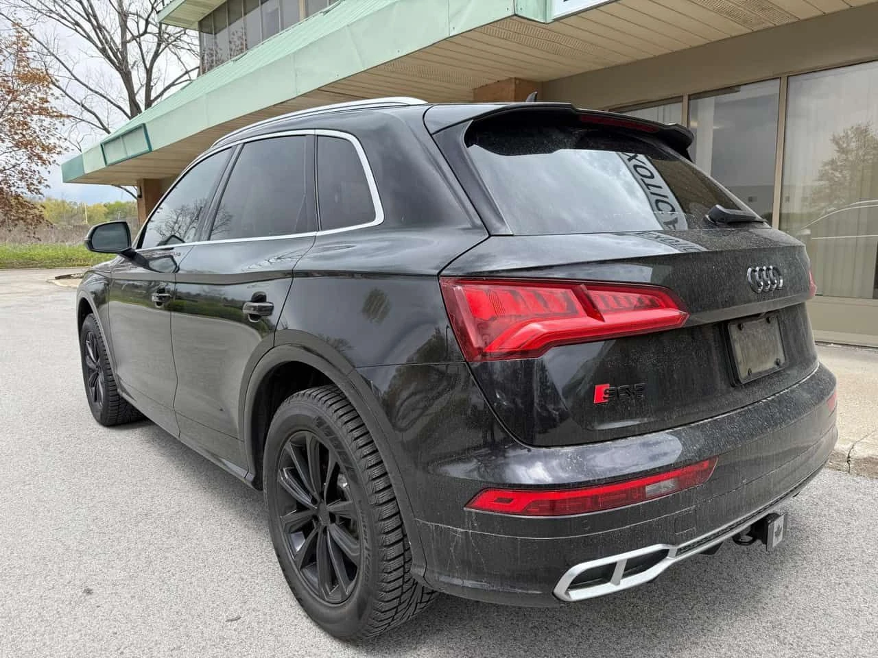 Audi SQ5 Progressiv/ПАНОРАМА/БЕЗ ИНЦИДЕНТИ, снимка 4 - Автомобили и джипове - 54459641