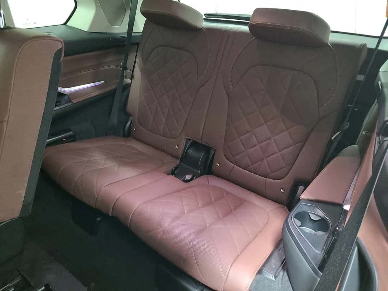 BMW X7 40i * Един собственик * Без инциденти * От BMW * , снимка 10 - Автомобили и джипове - 54758599