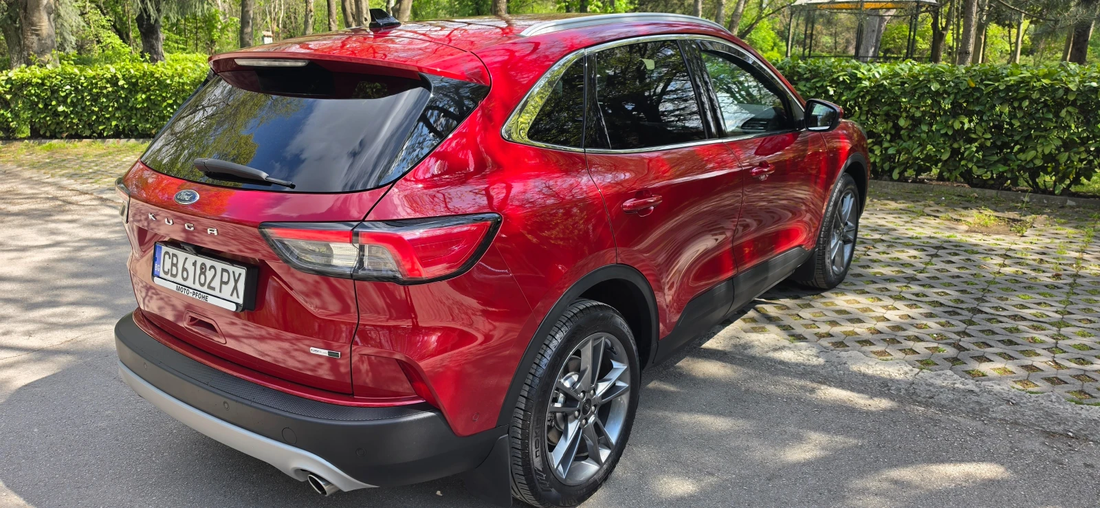 Ford Kuga 2000 Mild-Hybrid , снимка 5 - Автомобили и джипове - 54797306