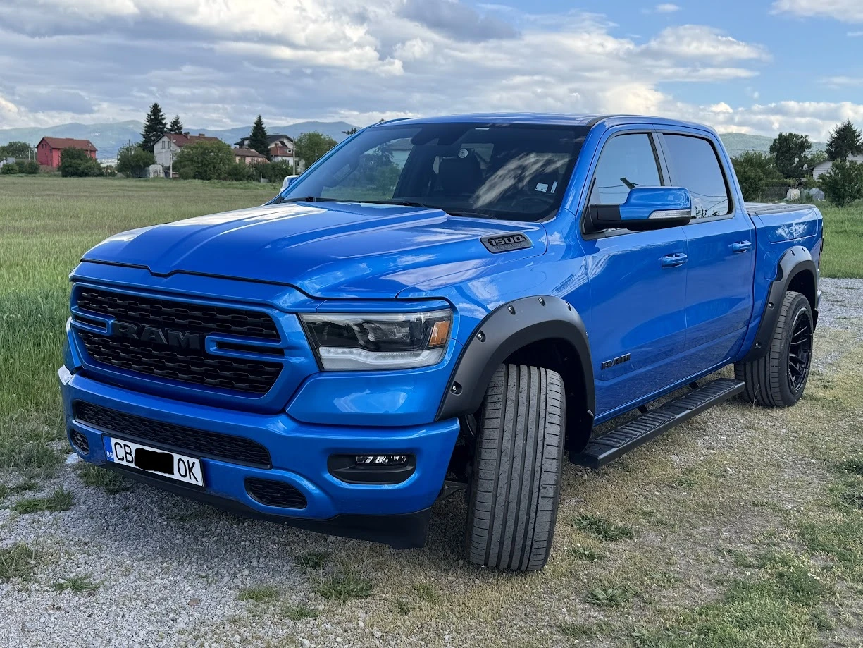Dodge RAM 1500 Sport, снимка 2 - Автомобили и джипове - 54928135
