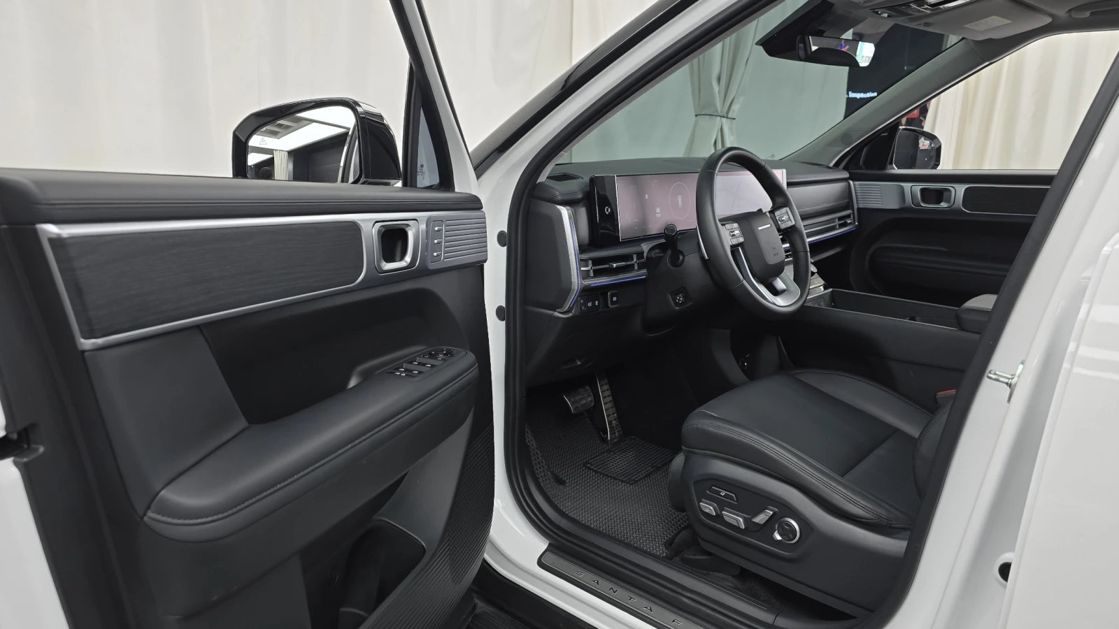 Hyundai Santa fe 1.6 HEV Prestige* BLIND SPOT* МАСАЖ* КРАЙНА ЦЕНА, снимка 10 - Автомобили и джипове - 55334921