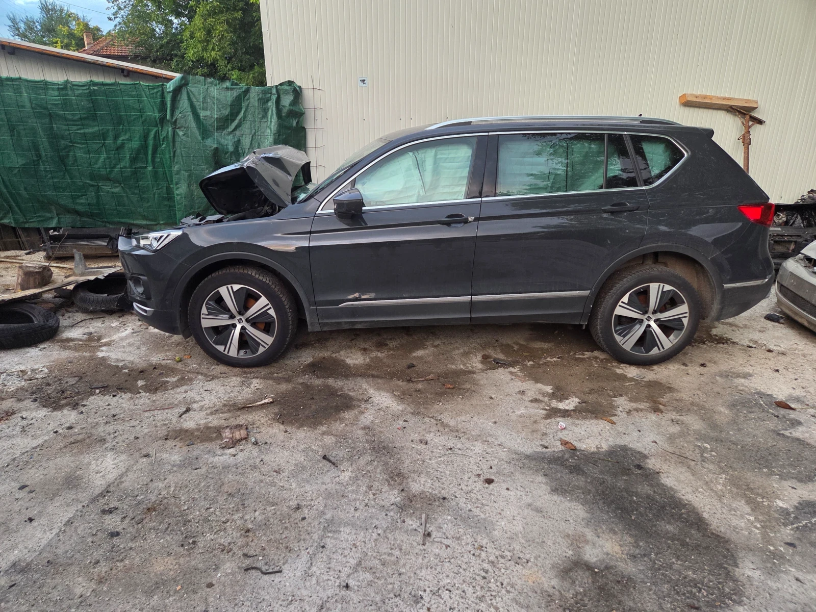 Seat Tarraco 2.0 150кд DTS, снимка 2 - Автомобили и джипове - 55382333