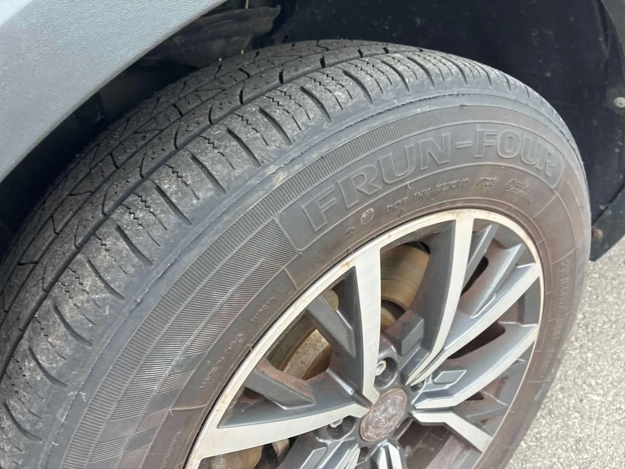 VW Tiguan * Comfortline * CARFAX * ОТ ПРЕДСТАВИТЕЛСТВО, снимка 6 - Автомобили и джипове - 55459652