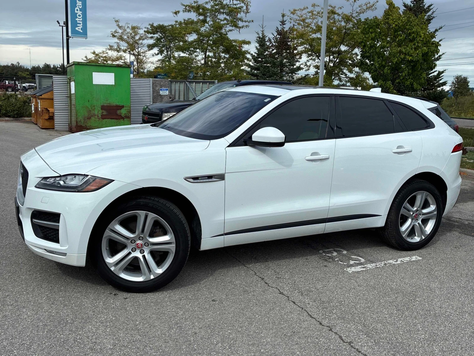 Jaguar F-PACE * 35t R Sport * CARFAX * ЦЕНА ДО БГ, снимка 3 - Автомобили и джипове - 56138871