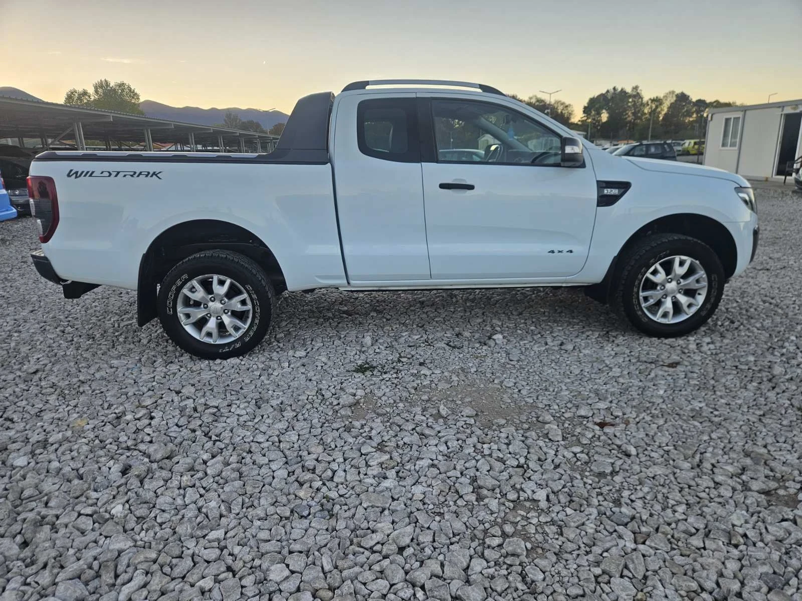 Ford Ranger 3.2* Wild Trak* , снимка 4 - Автомобили и джипове - 56659351