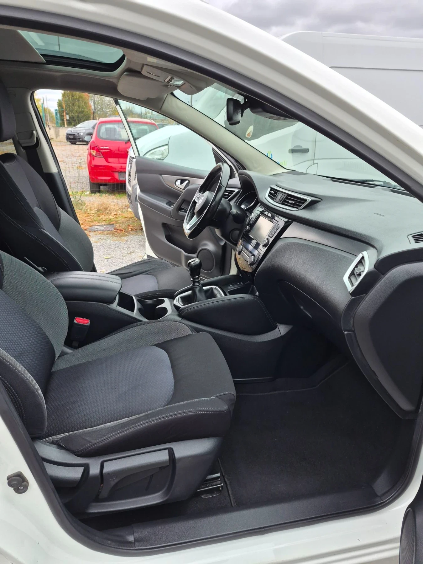 Nissan Qashqai 1.5 DCI Tecna Evro 6 131000��. | Mobile.bg � ����������� 8