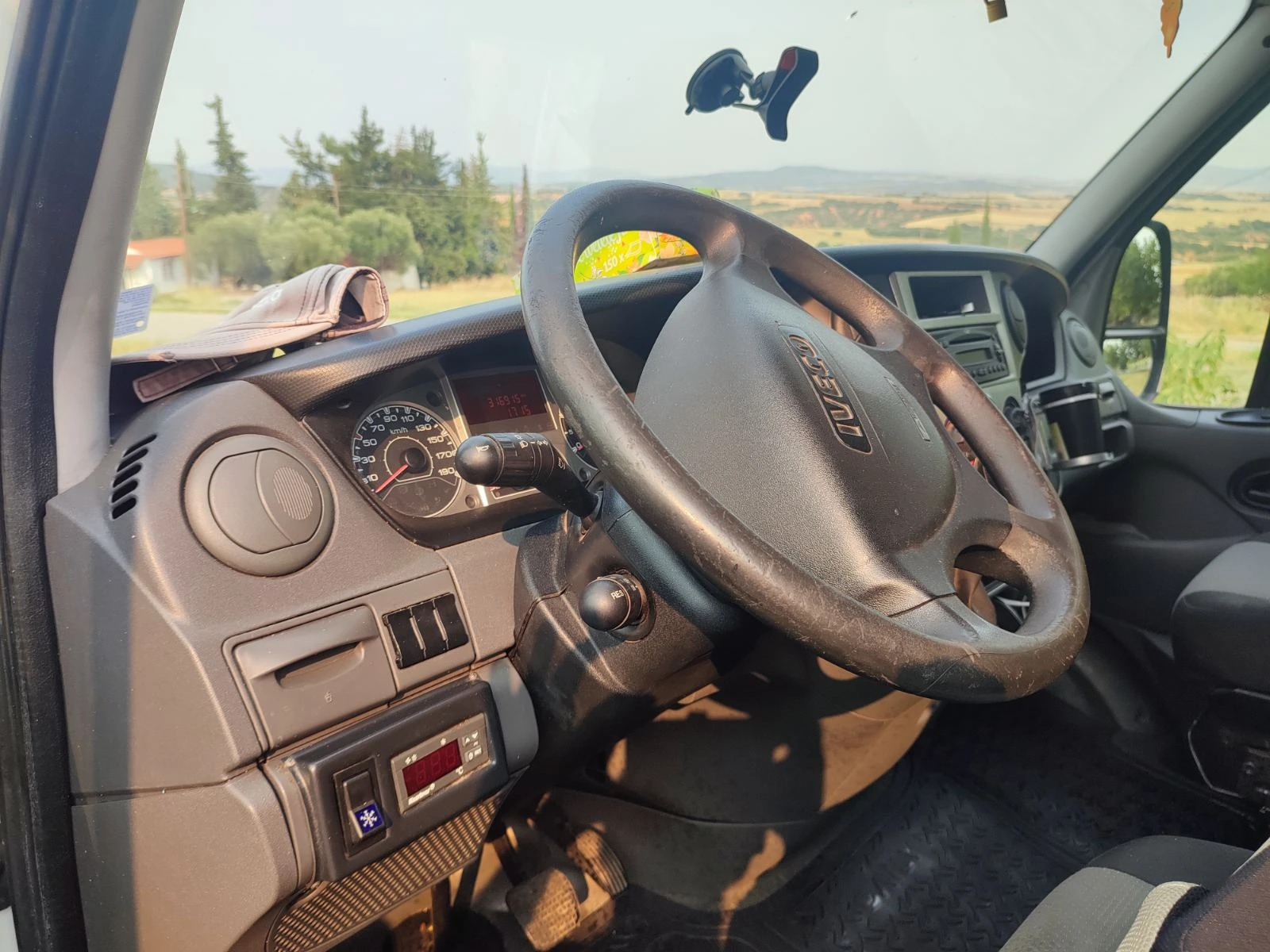 Iveco Daily, снимка 12 - Бусове и автобуси - 55048856