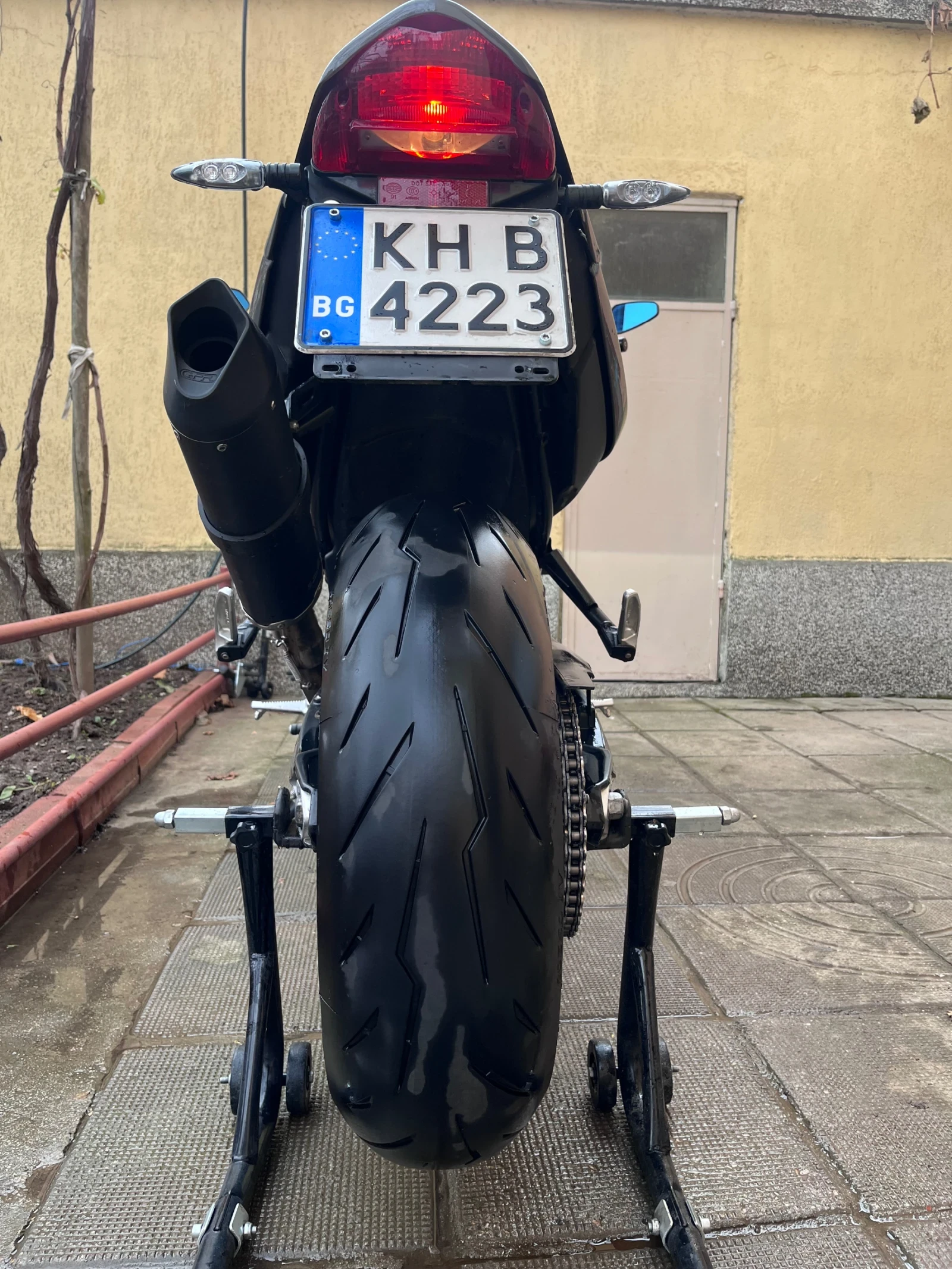 BMW F 800r  - изображение 4