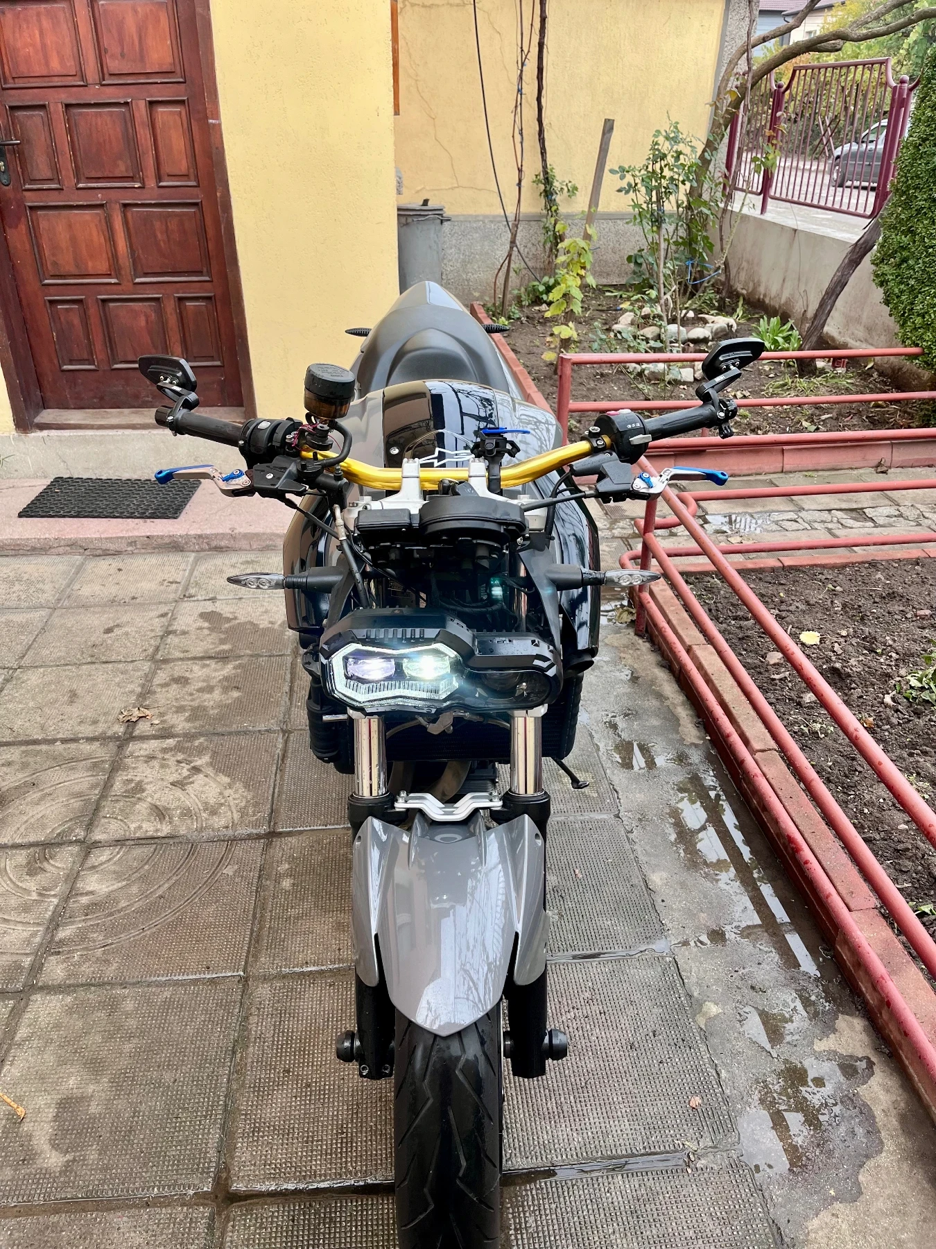 BMW F 800r  - изображение 3