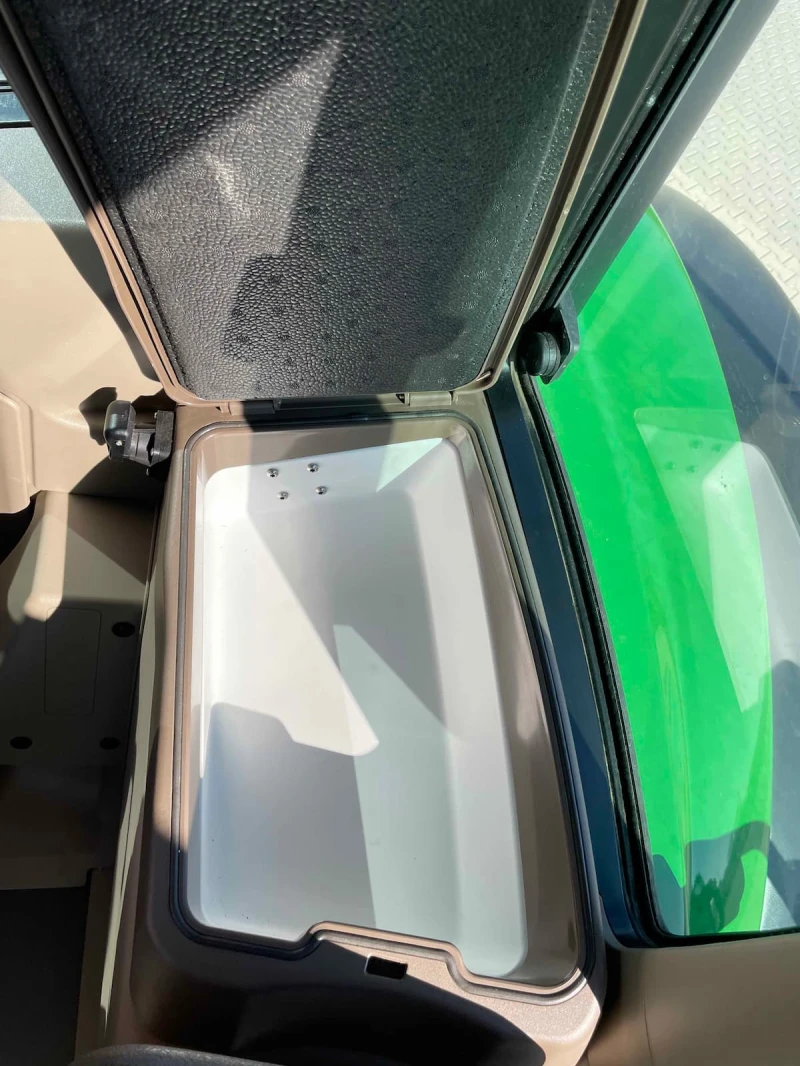 Трактор John Deere 6155M Select+ Edition AutoQuad PLUS Eco, снимка 9 - Селскостопанска техника - 50565709