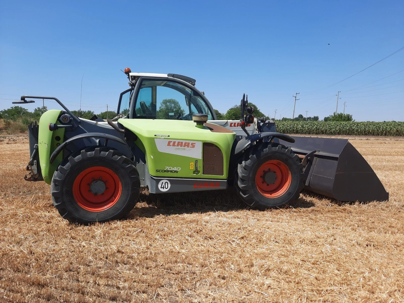 Телескопичен товарач Claas 7040 VP - изображение 3