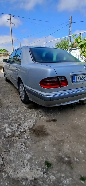 Мерцедес е220 цдй 143к.с, снимка 3