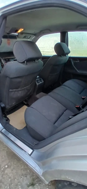 �������� �220 ��� 143�.� | Mobile.bg � ����� ������ 8