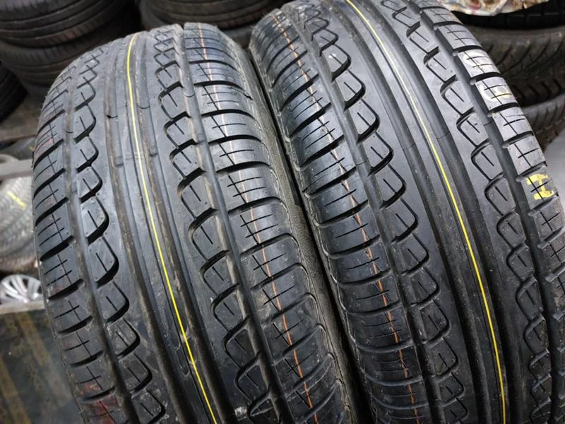 Гуми Летни 205/60R15, снимка 2 - Гуми и джанти - 37110398