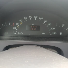 Mercedes-Benz A 160, снимка 13