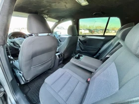 VW Golf 2.5I/ГАЗ/НАВИГАЦИЯ/АВТОПИЛОТ/АЛКАНТАРА/КАМЕРА, снимка 11